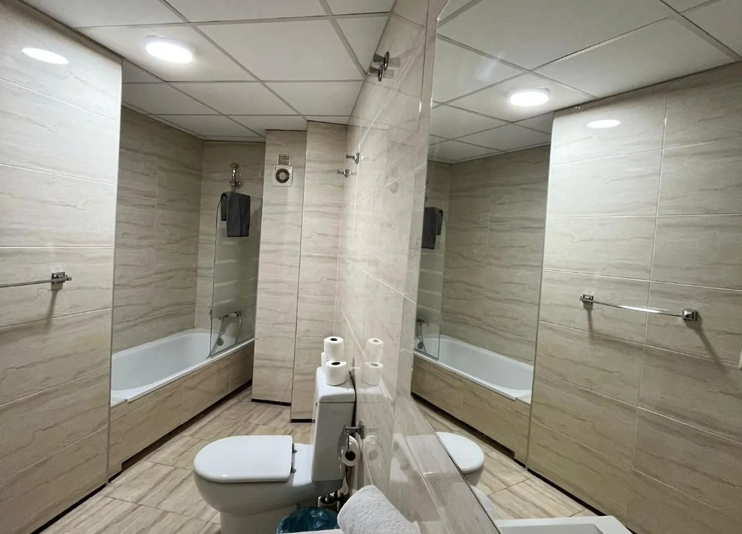 Apartment El Torcal Residences With Free Parking Malaga Spain